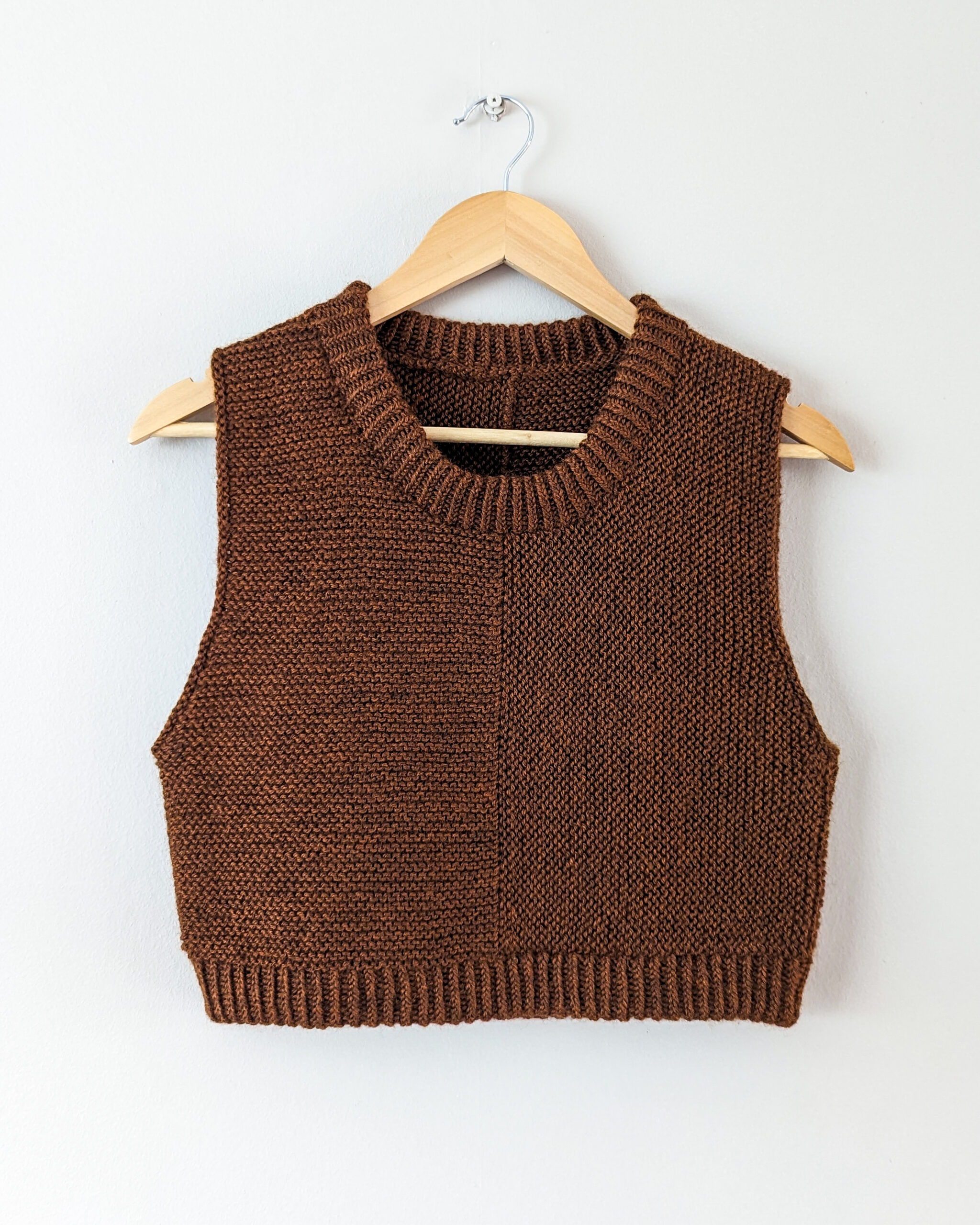 Tetra Slipover Knitting Pattern by Rachel Costello